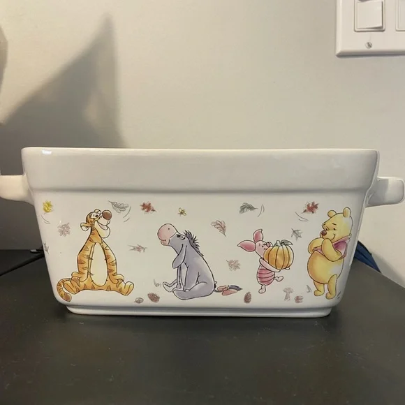 winnie the pooh fall baking dish